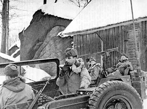 Photo: A 2d Armored Cavalry Regiment patrol leader reports observations back to headquarters. February 1968. 